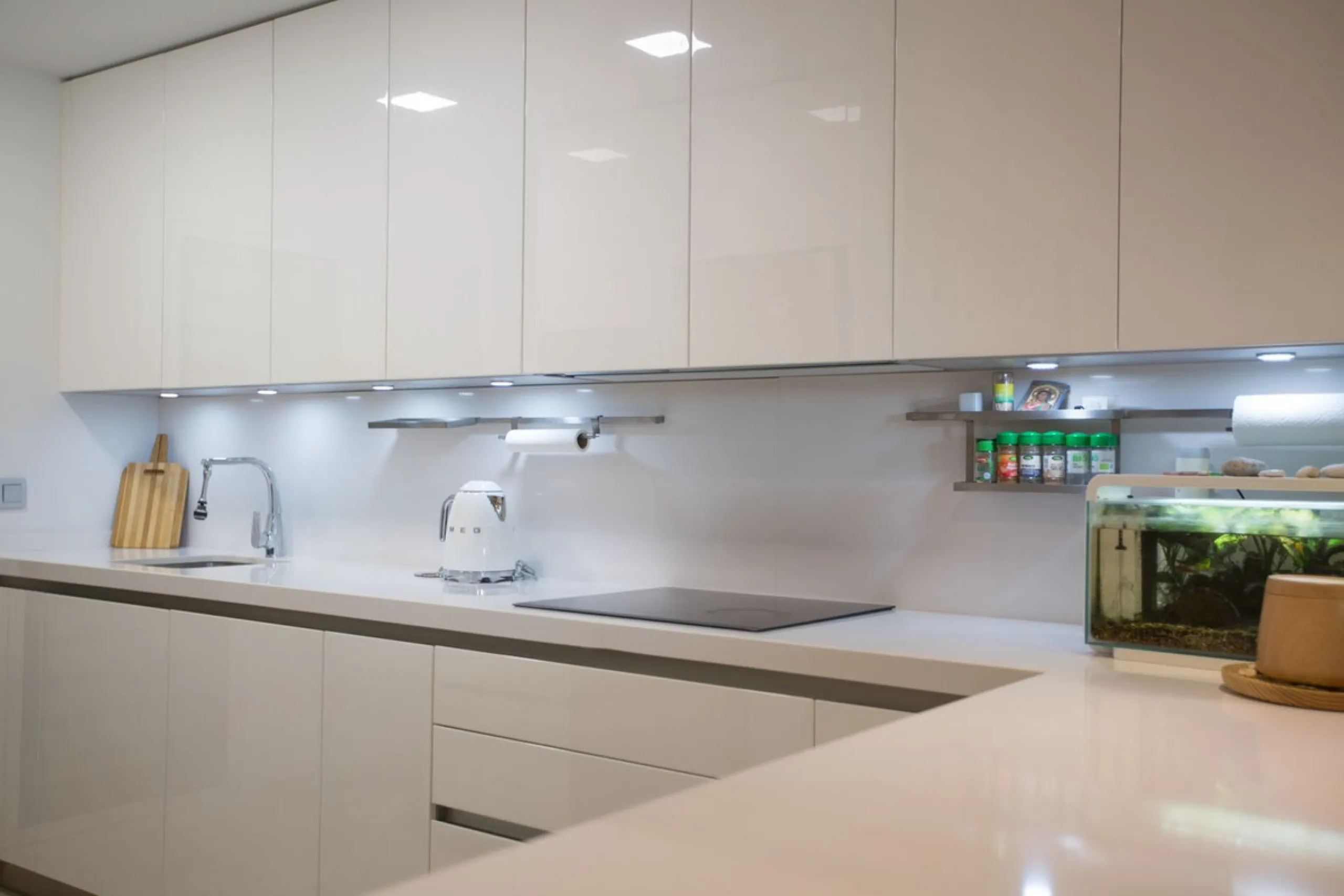 Luxury 2-Bedroom Ground Floor Apartment in Alminar de Marbella – La Cerquilla, Nueva Andalucía