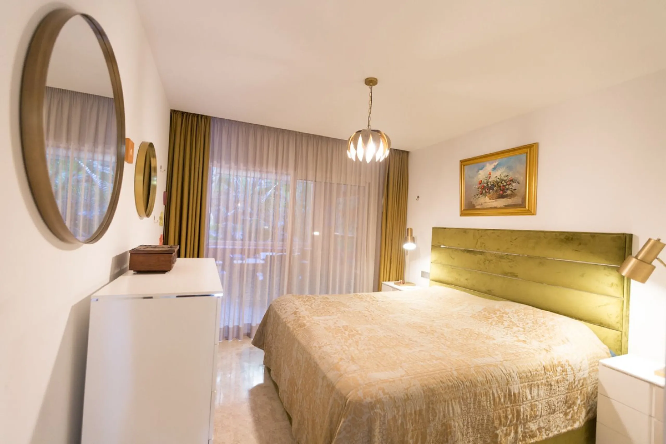 Luxury 2-Bedroom Ground Floor Apartment in Alminar de Marbella – La Cerquilla, Nueva Andalucía