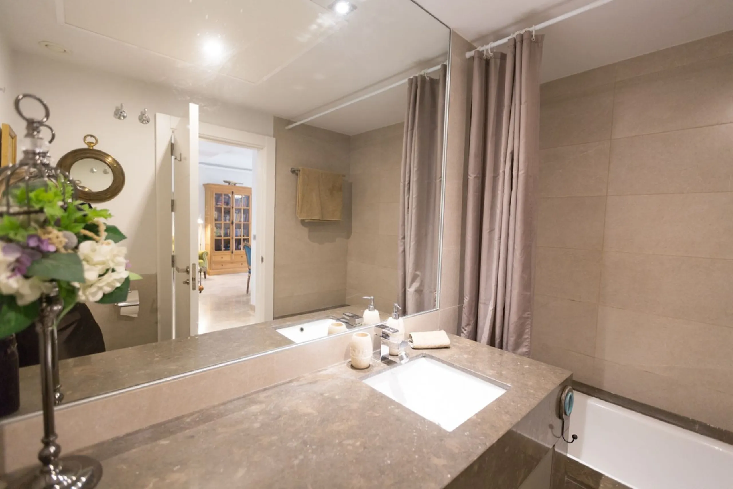 Luxury 2-Bedroom Ground Floor Apartment in Alminar de Marbella – La Cerquilla, Nueva Andalucía