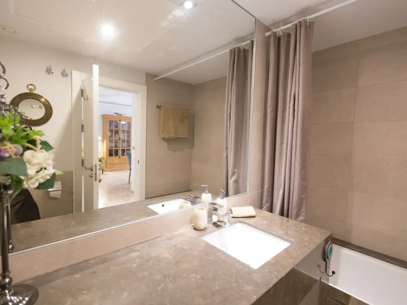 Luxury 2-Bedroom Ground Floor Apartment in Alminar de Marbella – La Cerquilla, Nueva Andalucía