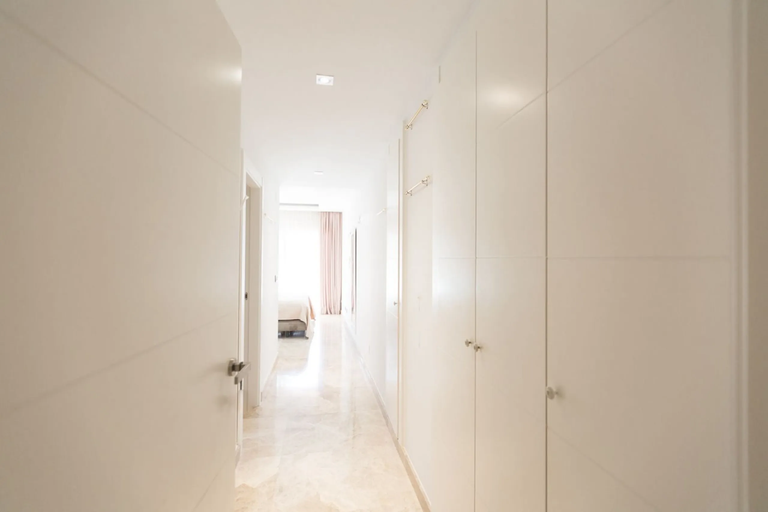 Luxury 2-Bedroom Ground Floor Apartment in Alminar de Marbella – La Cerquilla, Nueva Andalucía