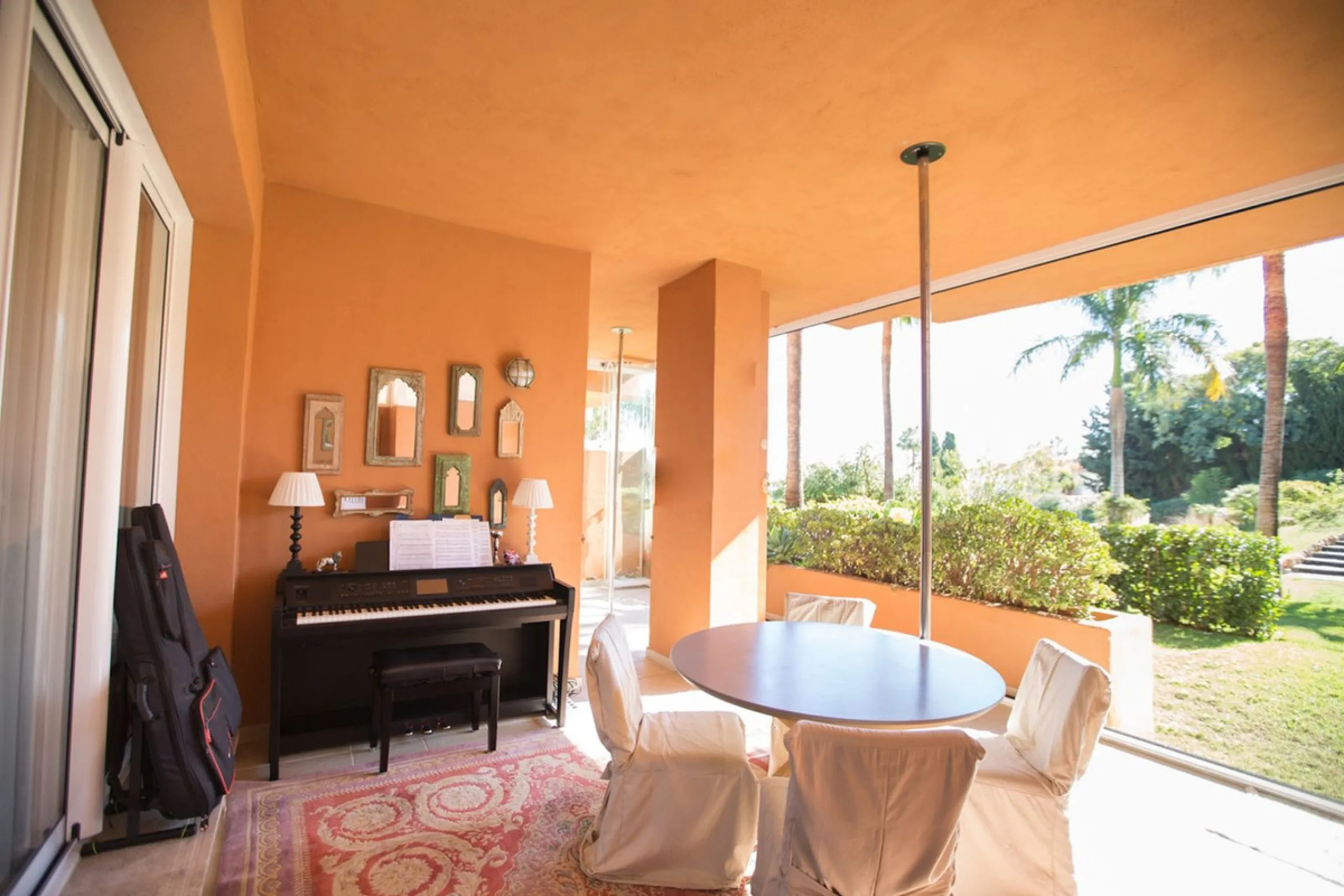Luxury 2-Bedroom Ground Floor Apartment in Alminar de Marbella – La Cerquilla, Nueva Andalucía