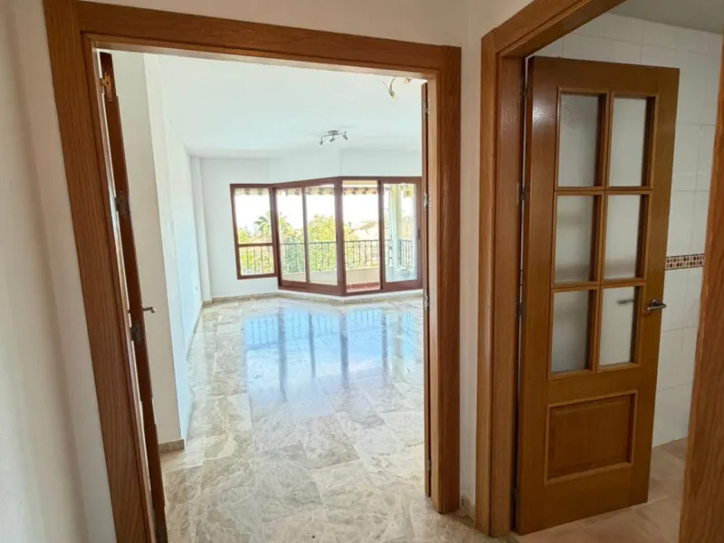 APARTMENT WITH DIRECT SEA VIEWS!