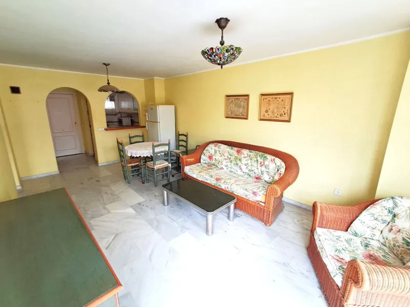 Apartment - Middle Floor Apartment в продаже в Benalmadena, Málaga. В доме 2 спален и 1 ванных комнат. Площадь дома 73 м²