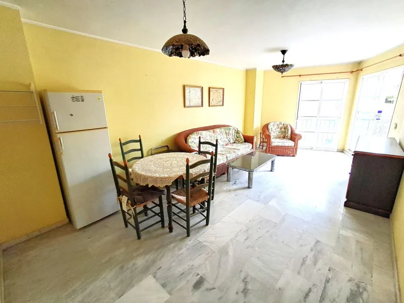Apartment - Middle Floor Apartment в продаже в Benalmadena, Málaga. В доме 2 спален и 1 ванных комнат. Площадь дома 73 м²
