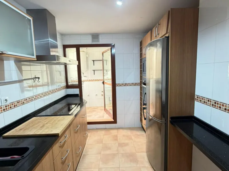 APARTMENT WITH DIRECT SEA VIEWS!