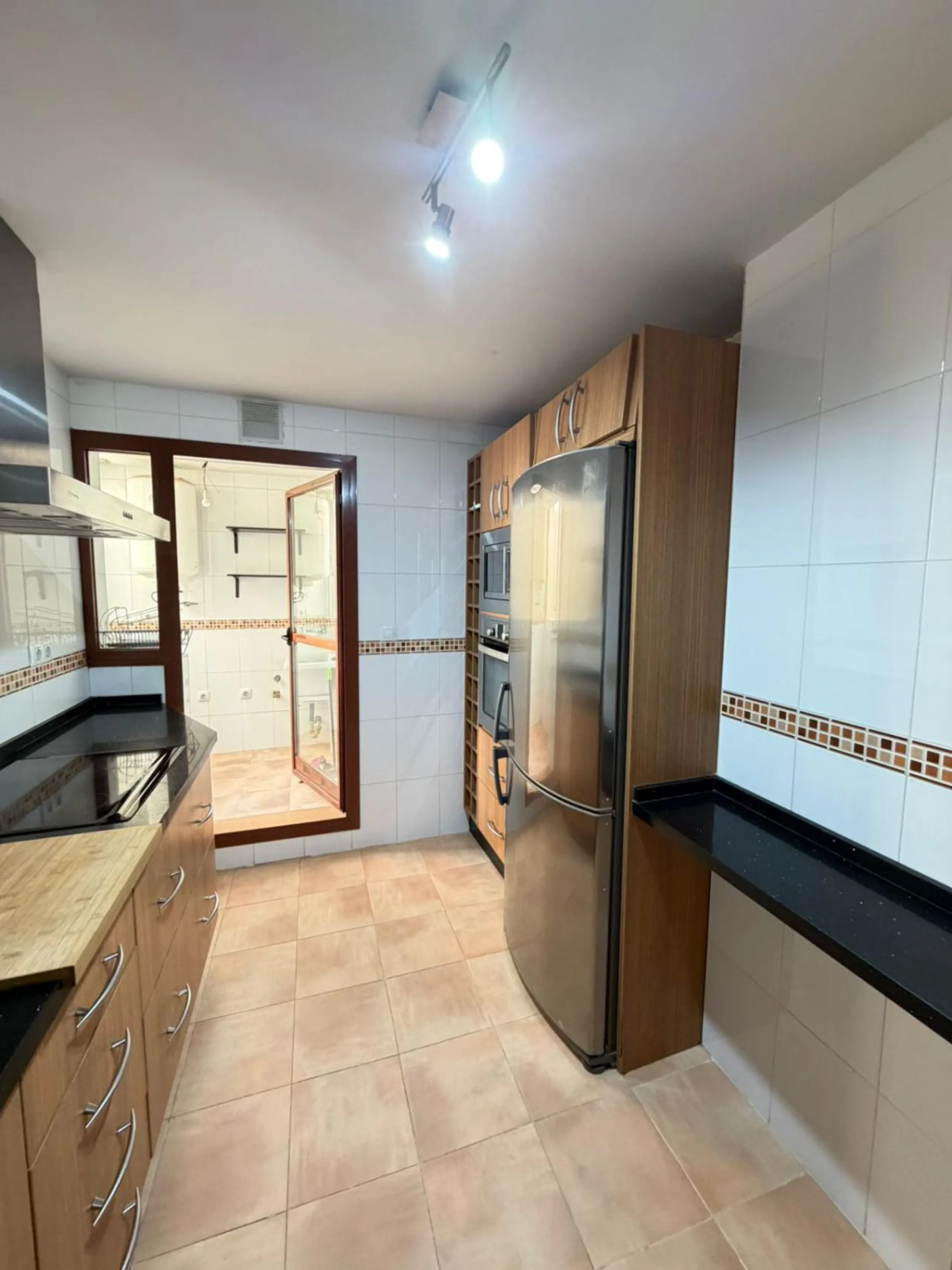 APARTMENT WITH DIRECT SEA VIEWS!