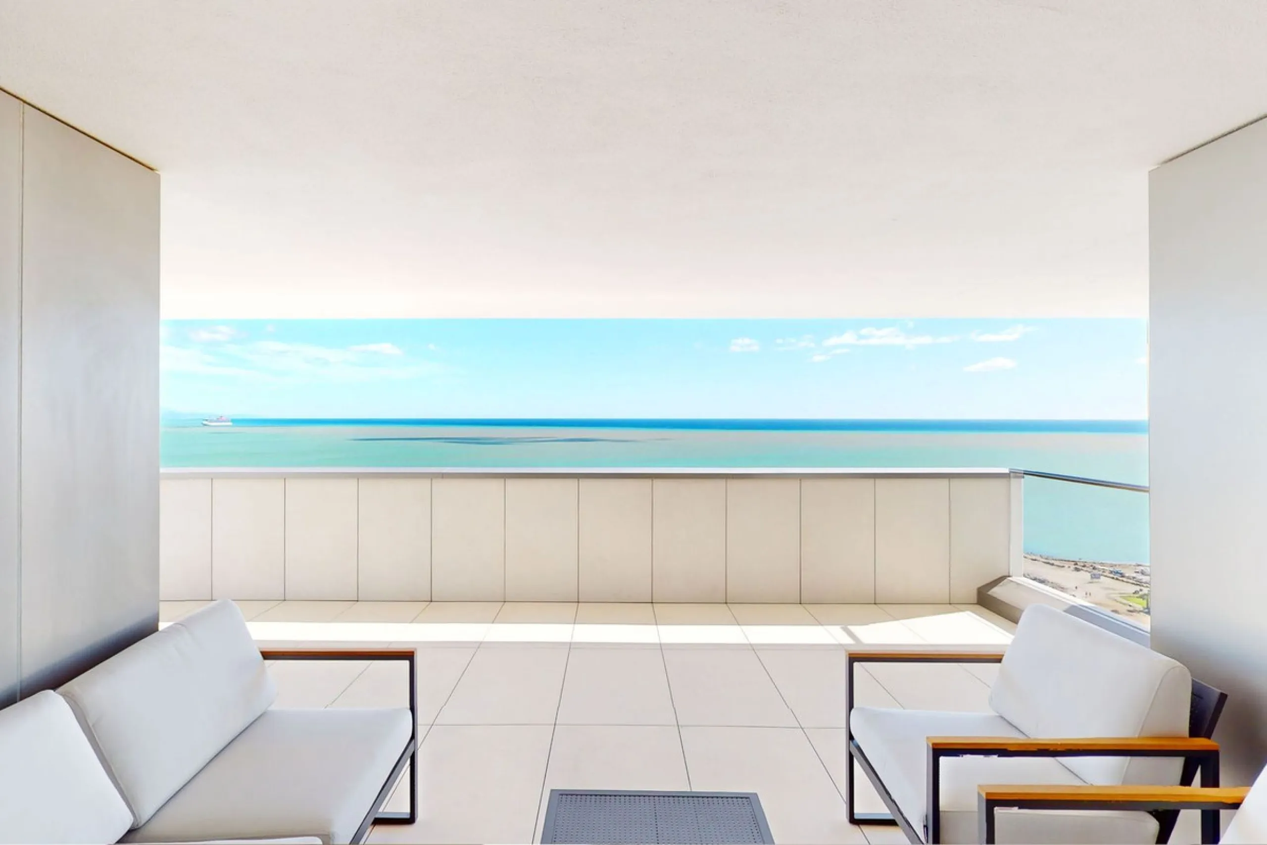 Apartment - Top Floor Apartment в продаже в Málaga, Málaga. В доме 4 спален и 4 ванных комнат. Площадь дома 370 м²