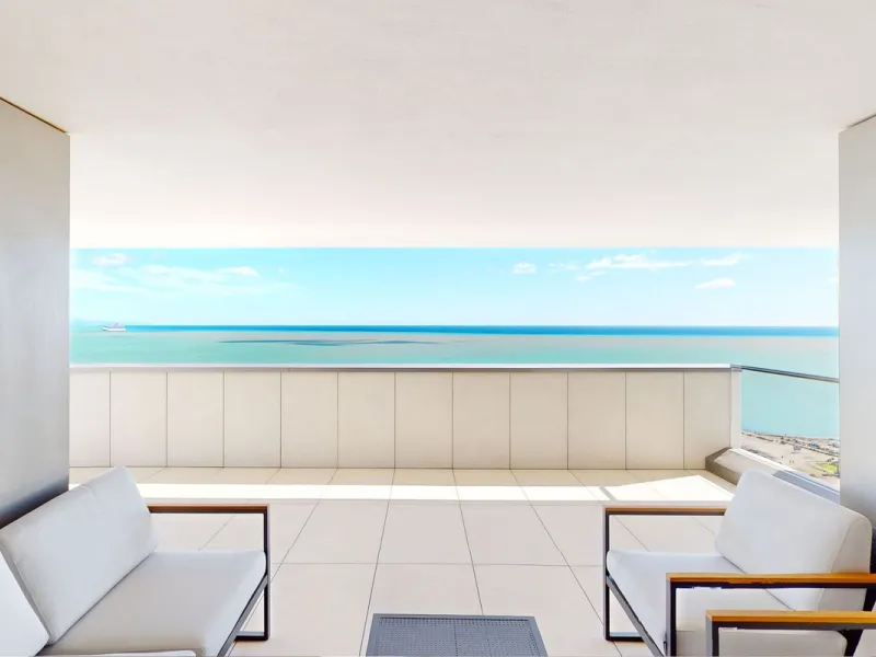 Apartment - Top Floor Apartment в продаже в Málaga, Málaga. В доме 4 спален и 4 ванных комнат. Площадь дома 370 м²