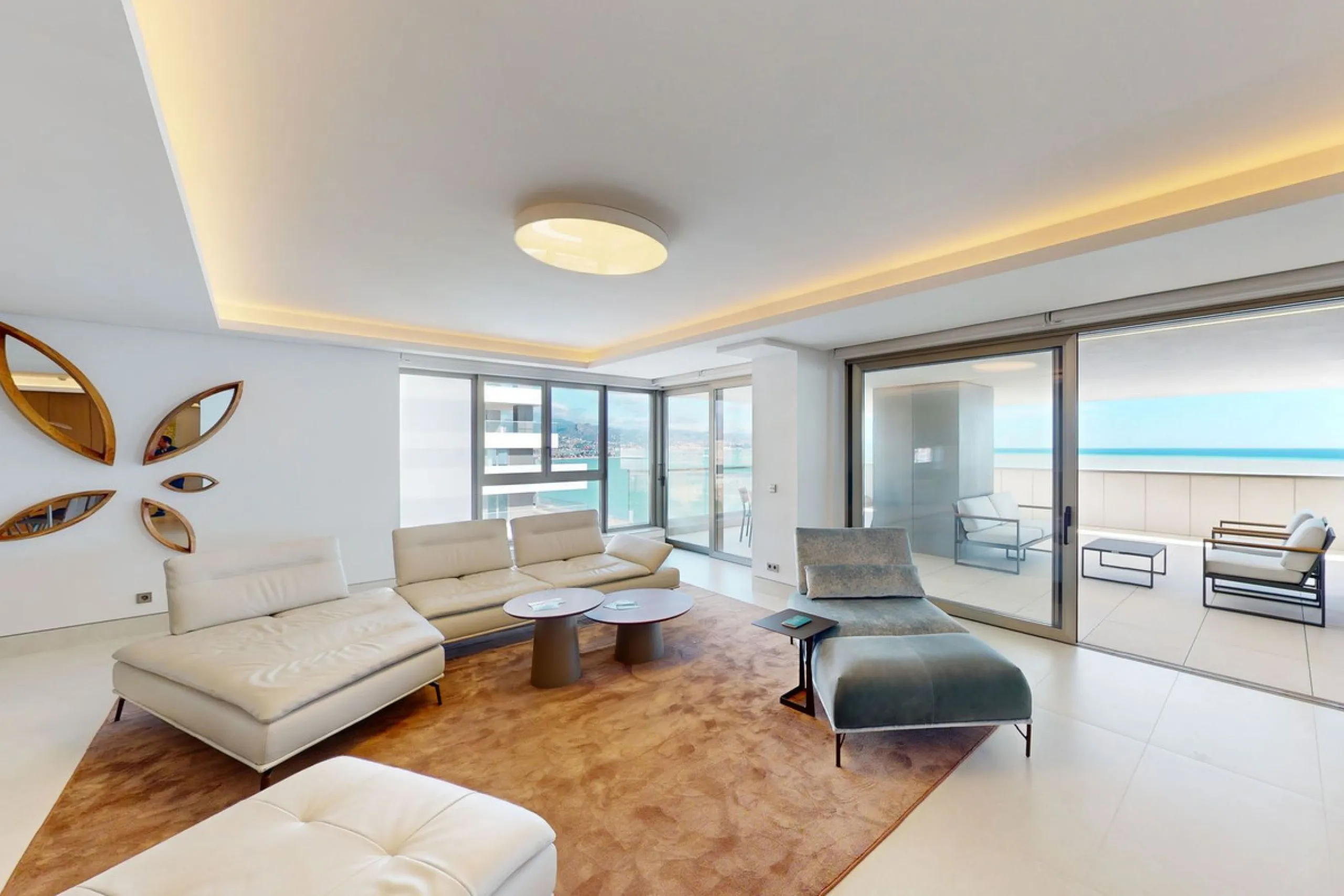 Apartment - Top Floor Apartment в продаже в Málaga, Málaga. В доме 4 спален и 4 ванных комнат. Площадь дома 370 м²