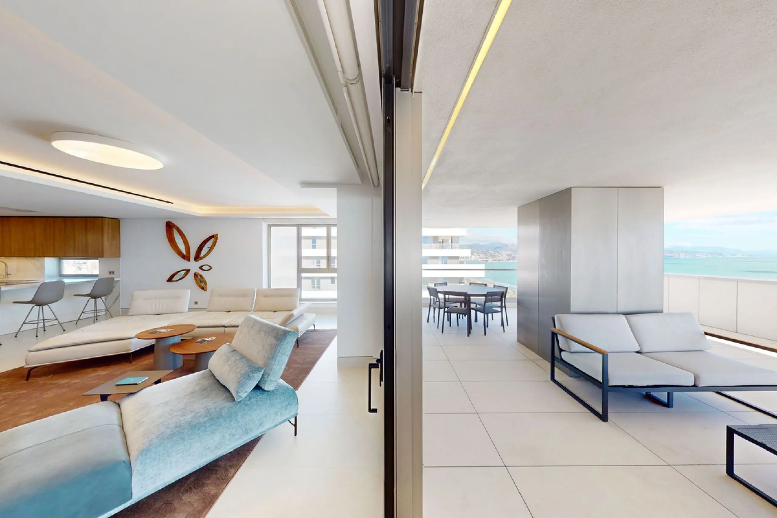 Apartment - Top Floor Apartment в продаже в Málaga, Málaga. В доме 4 спален и 4 ванных комнат. Площадь дома 370 м²