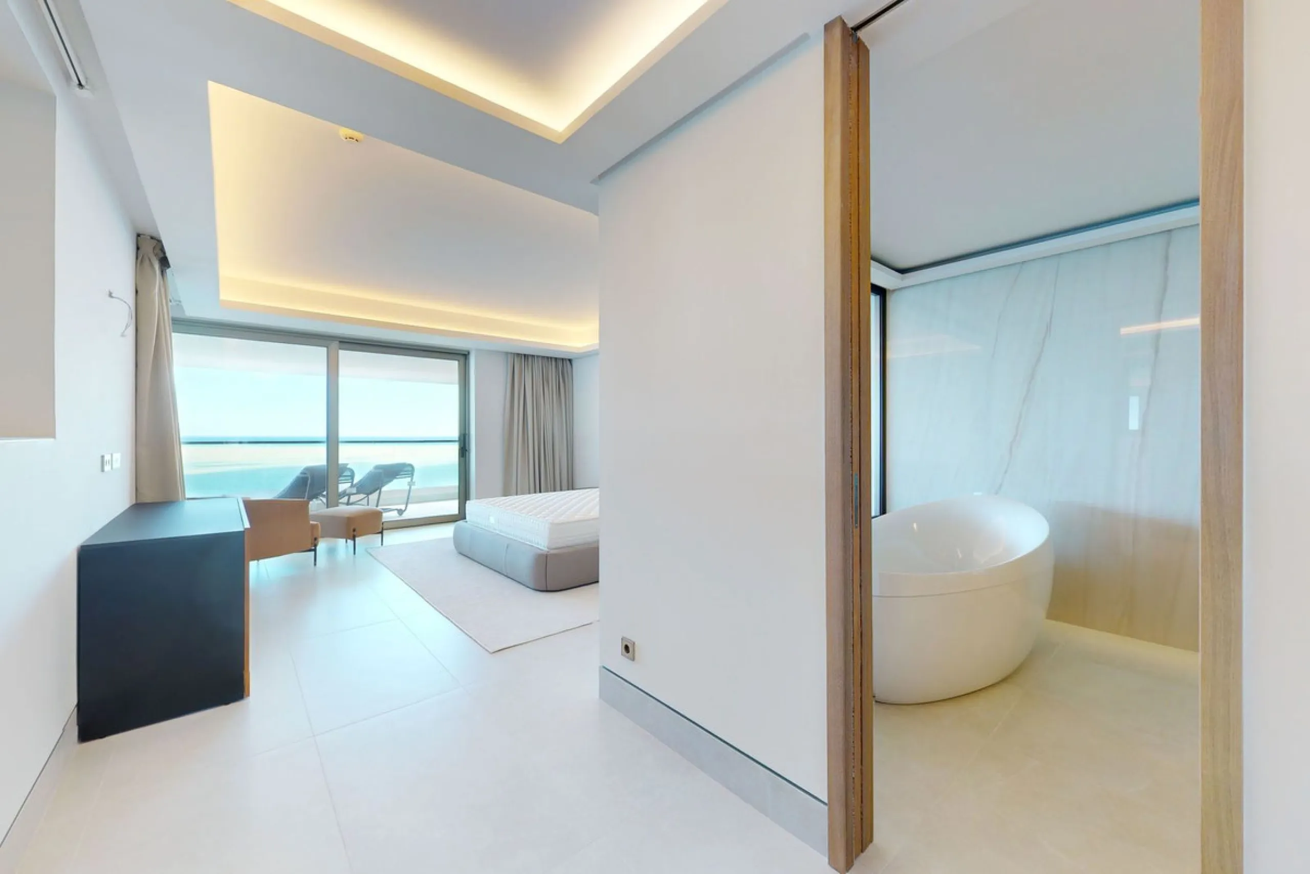 Apartment - Top Floor Apartment в продаже в Málaga, Málaga. В доме 4 спален и 4 ванных комнат. Площадь дома 370 м²