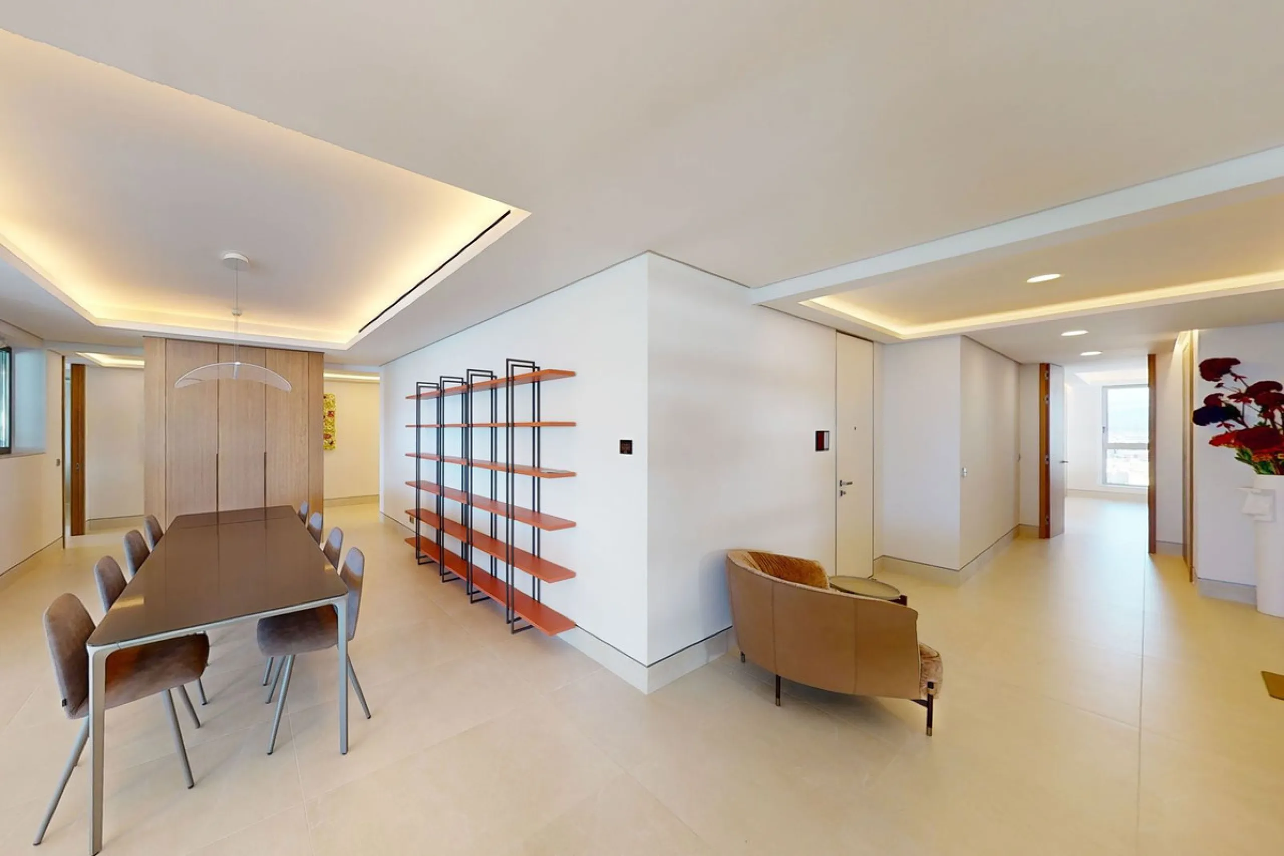 Apartment - Top Floor Apartment в продаже в Málaga, Málaga. В доме 4 спален и 4 ванных комнат. Площадь дома 370 м²