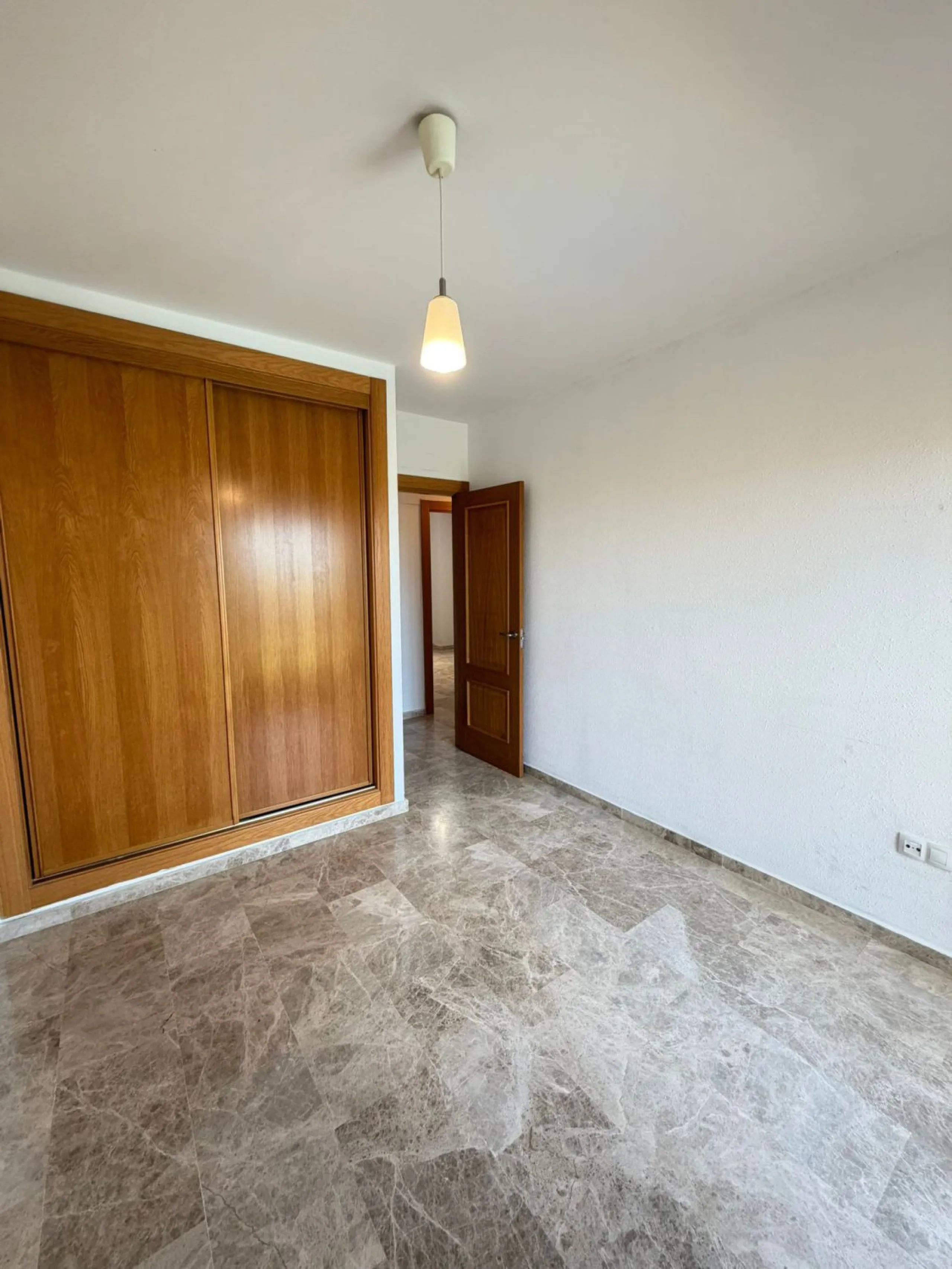 APARTMENT WITH DIRECT SEA VIEWS!