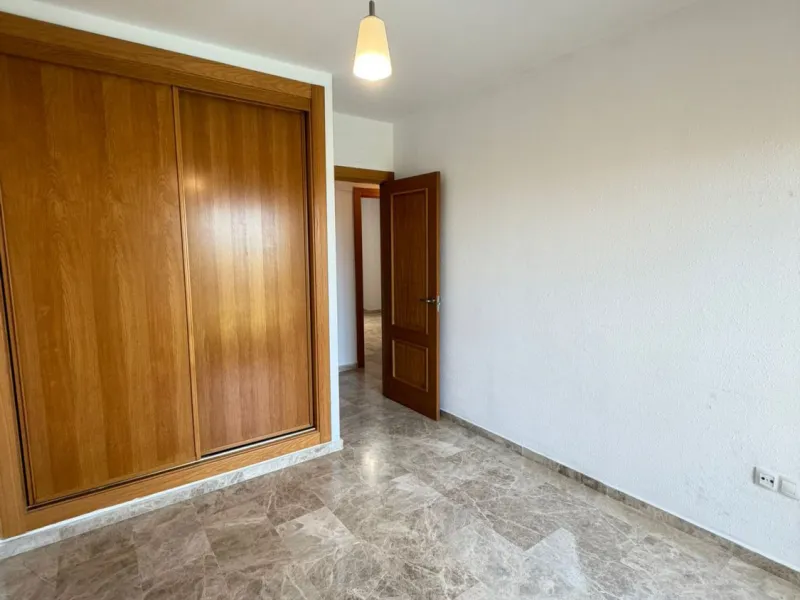 APARTMENT WITH DIRECT SEA VIEWS!