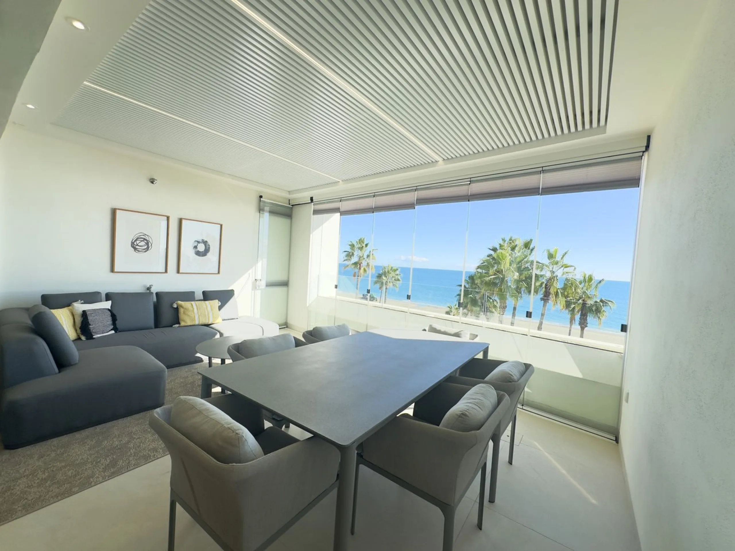 **Stunning Luxury Seafront Residence in the Heart of Estepona**