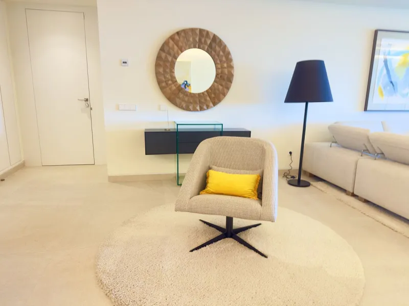 **Stunning Luxury Seafront Residence in the Heart of Estepona**