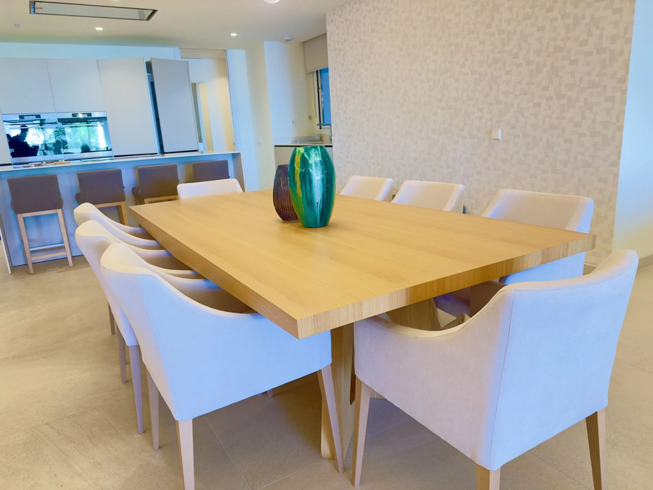 **Stunning Luxury Seafront Residence in the Heart of Estepona**