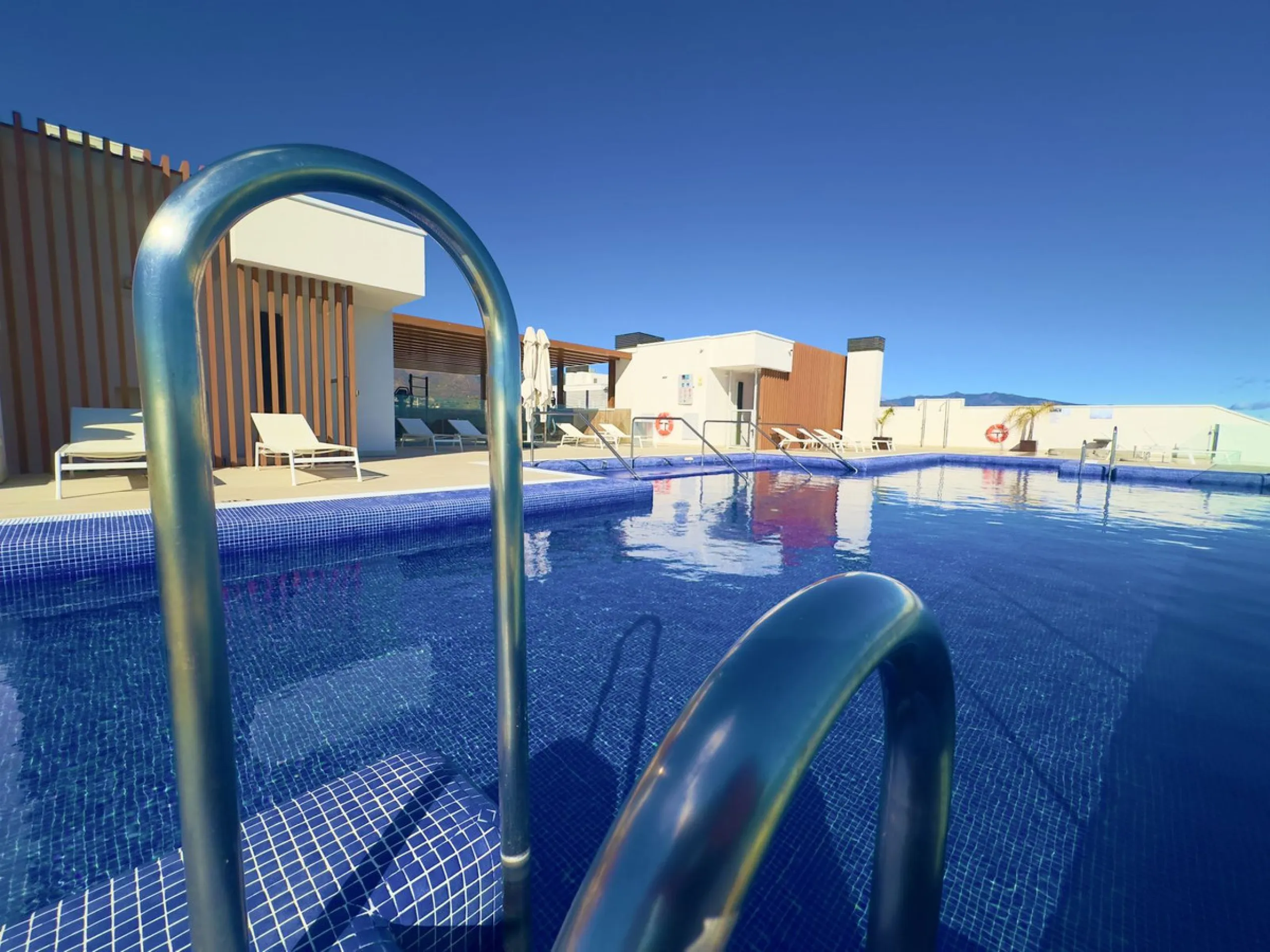 **Stunning Luxury Seafront Residence in the Heart of Estepona**