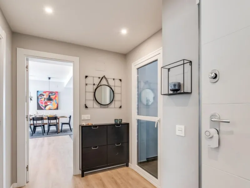 Apartment - Middle Floor Apartment в продаже в Marbella, Málaga. В доме 3 спален и 2 ванных комнат. Площадь дома 150 м²