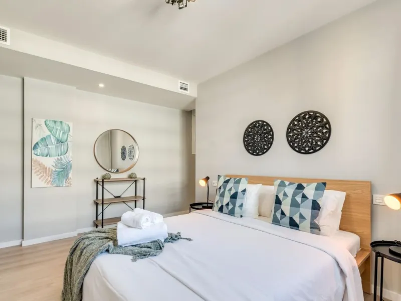 Apartment - Middle Floor Apartment в продаже в Marbella, Málaga. В доме 3 спален и 2 ванных комнат. Площадь дома 150 м²