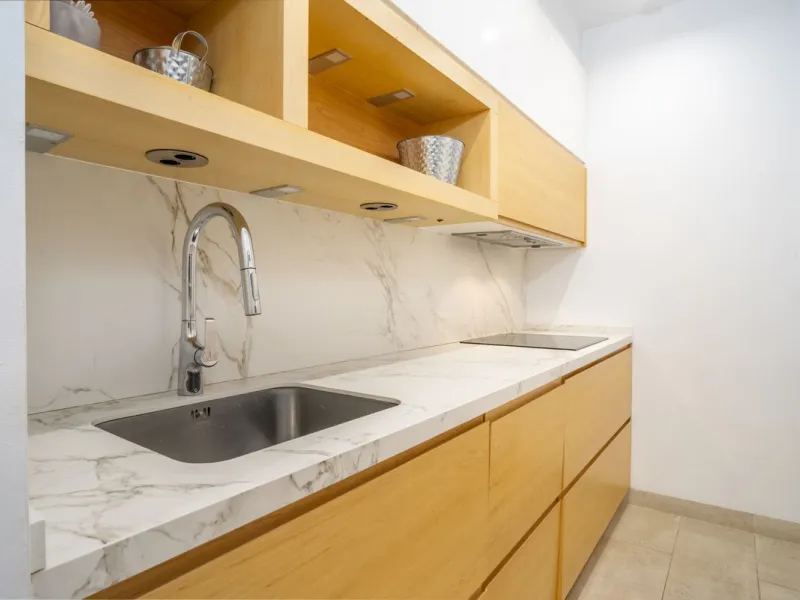 Apartment - Middle Floor Apartment в продаже в Marbella, Málaga. В доме 2 спален и 2 ванных комнат. Площадь дома 82 м²