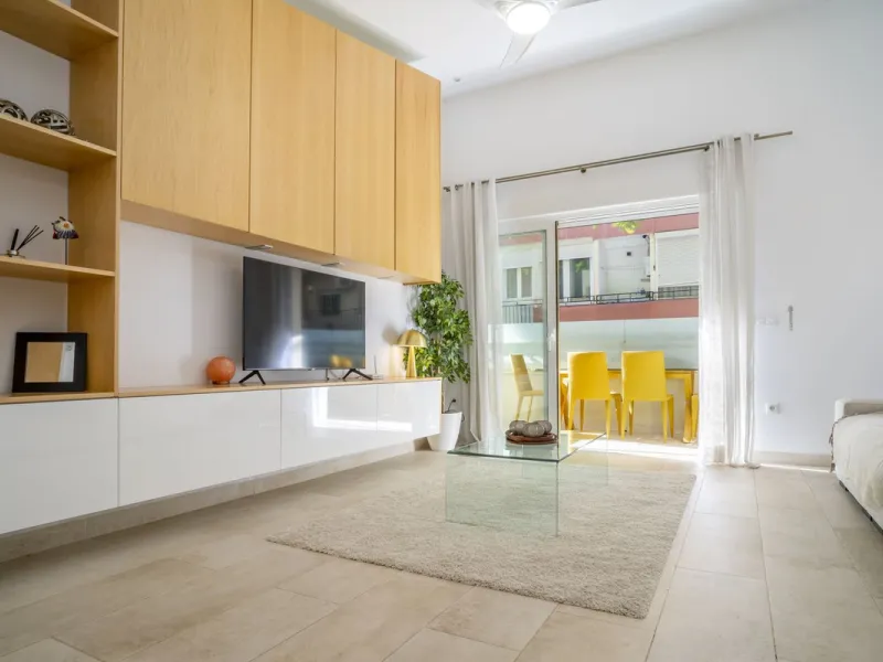 Apartment - Middle Floor Apartment в продаже в Marbella, Málaga. В доме 2 спален и 2 ванных комнат. Площадь дома 82 м²