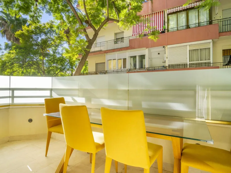 Apartment - Middle Floor Apartment в продаже в Marbella, Málaga. В доме 2 спален и 2 ванных комнат. Площадь дома 82 м²