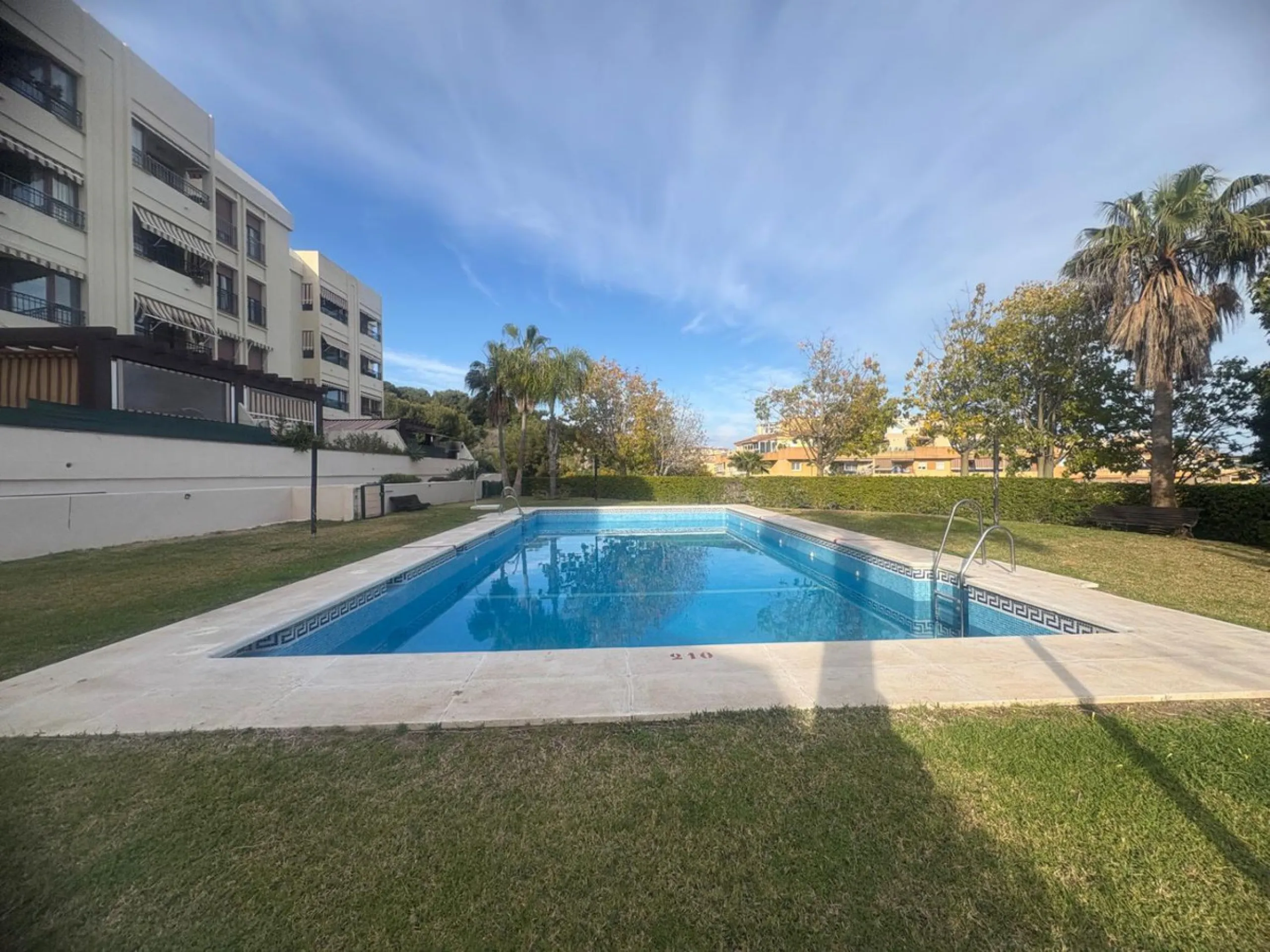 APARTMENT WITH DIRECT SEA VIEWS!