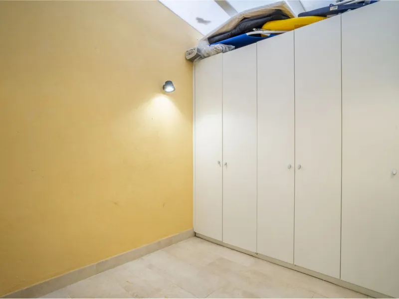 Apartment - Middle Floor Apartment в продаже в Marbella, Málaga. В доме 2 спален и 2 ванных комнат. Площадь дома 82 м²