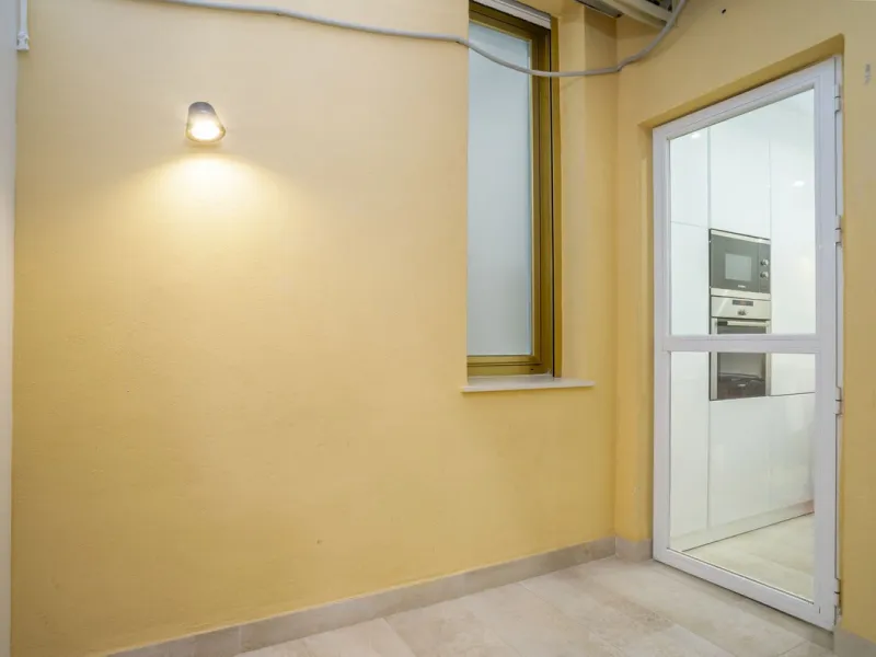 Apartment - Middle Floor Apartment в продаже в Marbella, Málaga. В доме 2 спален и 2 ванных комнат. Площадь дома 82 м²