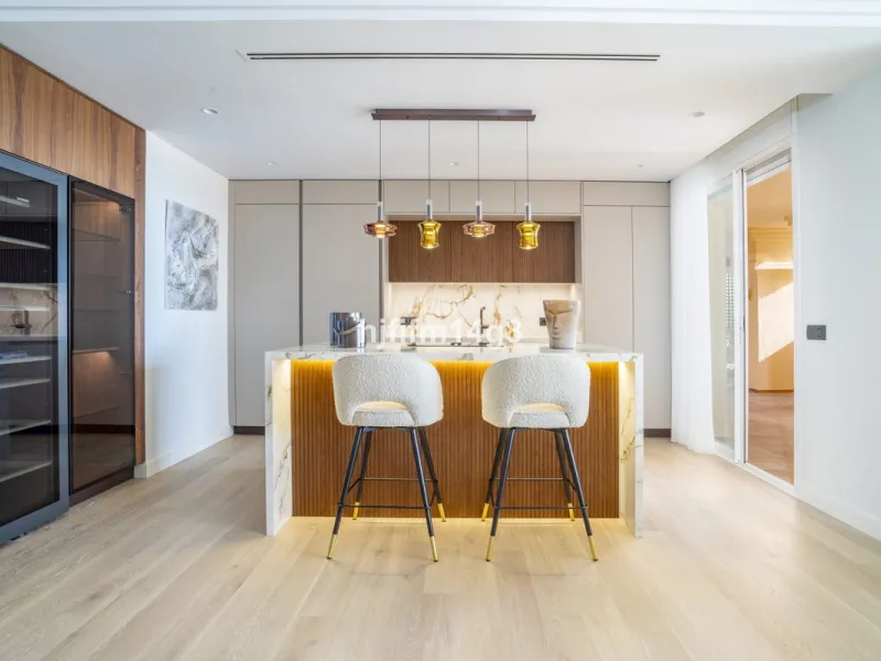 Apartment - Middle Floor Apartment в продаже в Marbella, Málaga. В доме 4 спален и 4 ванных комнат. Площадь дома 286 м²