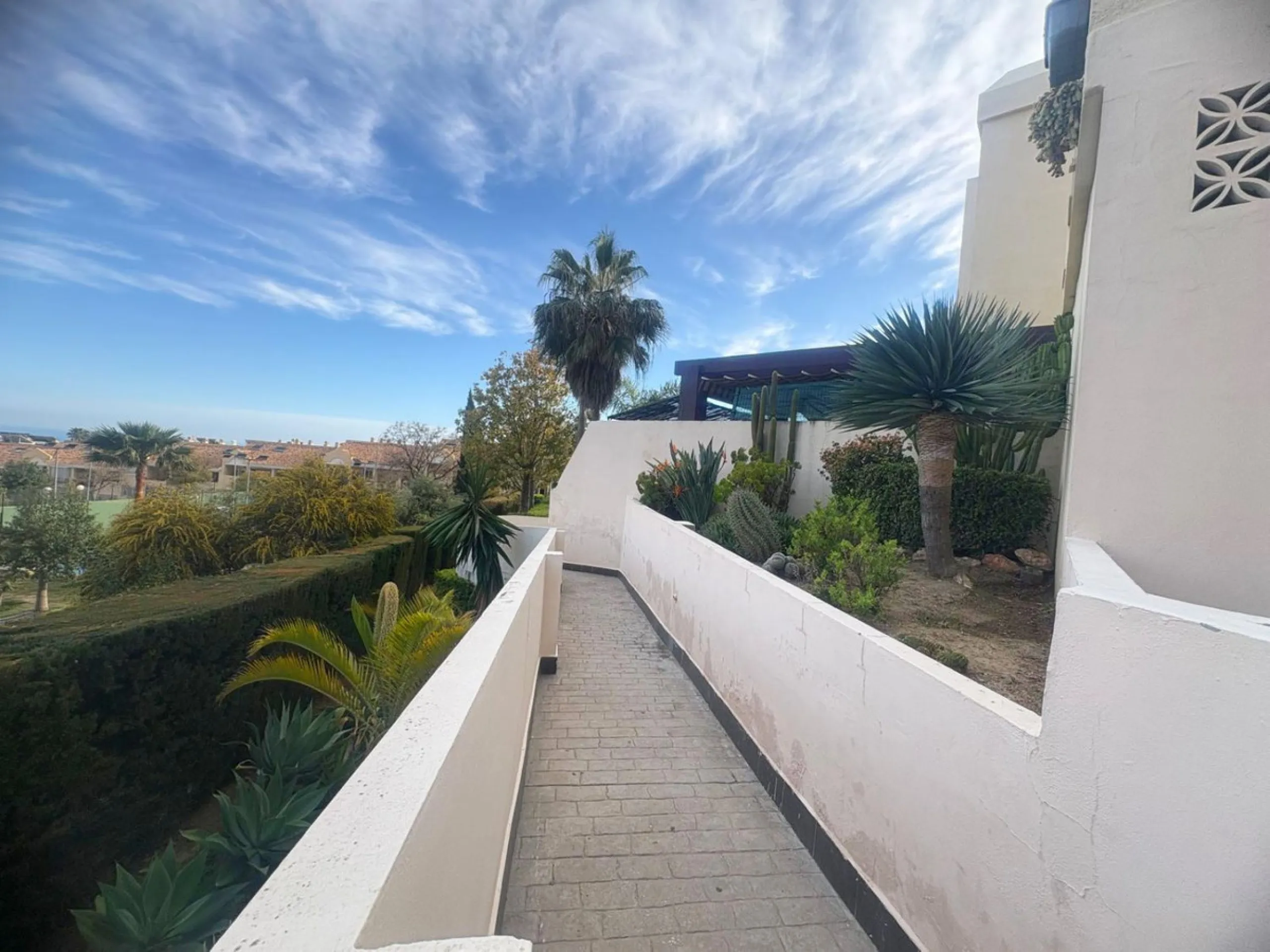 APARTMENT WITH DIRECT SEA VIEWS!