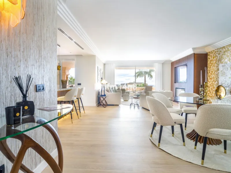 Apartment - Middle Floor Apartment в продаже в Marbella, Málaga. В доме 4 спален и 4 ванных комнат. Площадь дома 286 м²