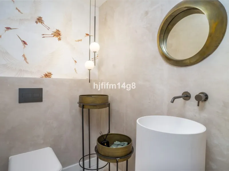 Apartment - Middle Floor Apartment в продаже в Marbella, Málaga. В доме 4 спален и 4 ванных комнат. Площадь дома 286 м²
