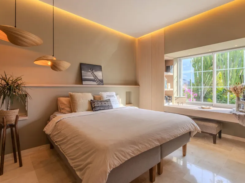 House - Semi-Detached House в продаже в Marbella, Málaga. В доме 4 спален и 4 ванных комнат. Площадь дома 300 м². Площадь участка 334 м²