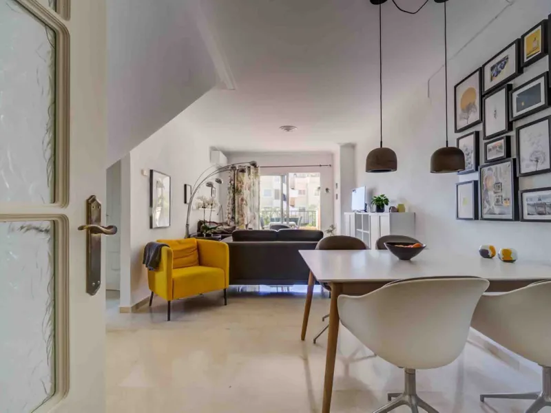 Apartment - Penthouse в продаже в Mijas, Málaga. В доме 3 спален и 2 ванных комнат. Площадь дома 106 м²