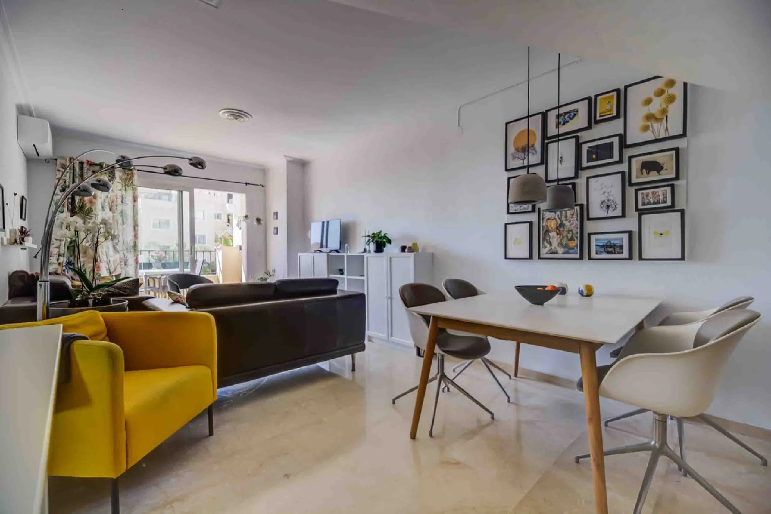 Apartment - Penthouse в продаже в Mijas, Málaga. В доме 3 спален и 2 ванных комнат. Площадь дома 106 м²