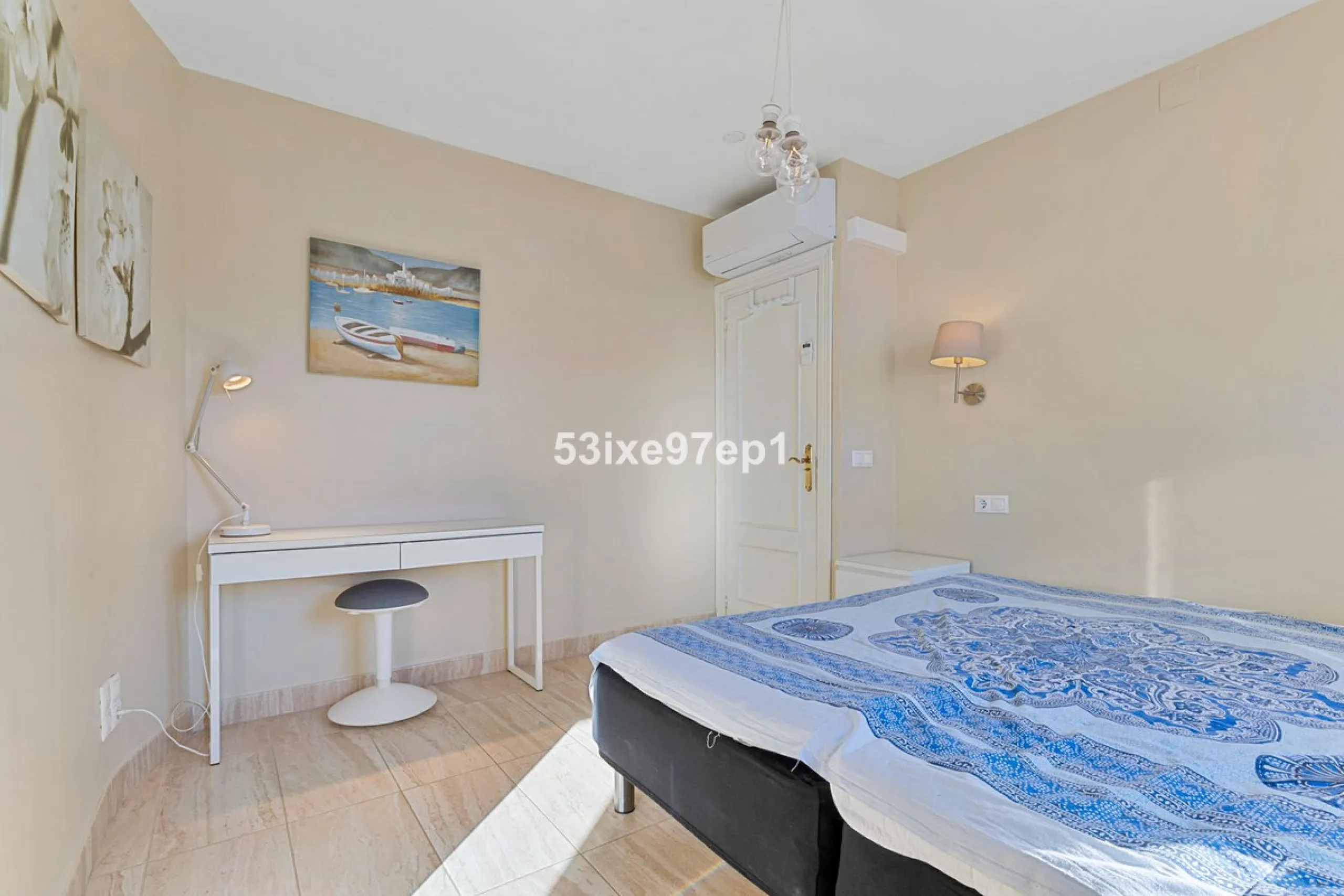 Apartment - Top Floor Apartment в продаже в Fuengirola, Málaga. В доме 2 спален и 1 ванных комнат. Площадь дома 56 м²