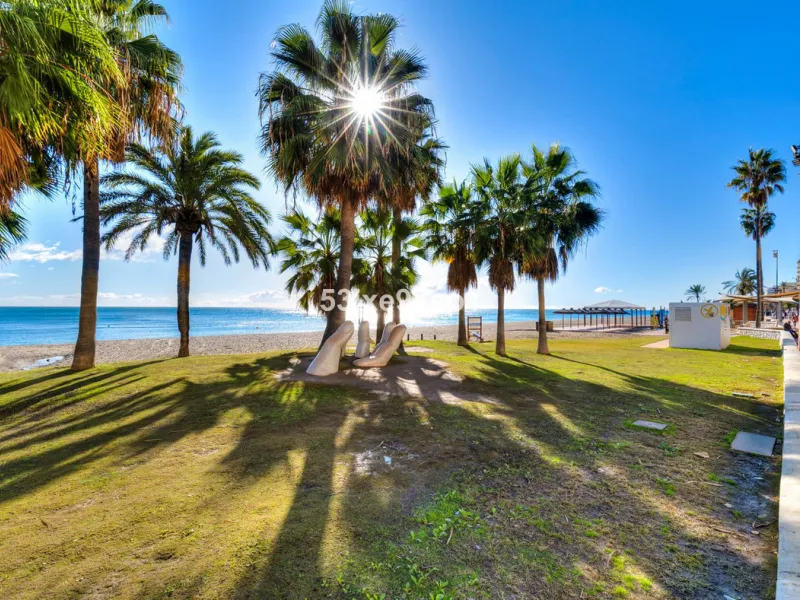 Apartment - Top Floor Apartment в продаже в Fuengirola, Málaga. В доме 2 спален и 1 ванных комнат. Площадь дома 56 м²
