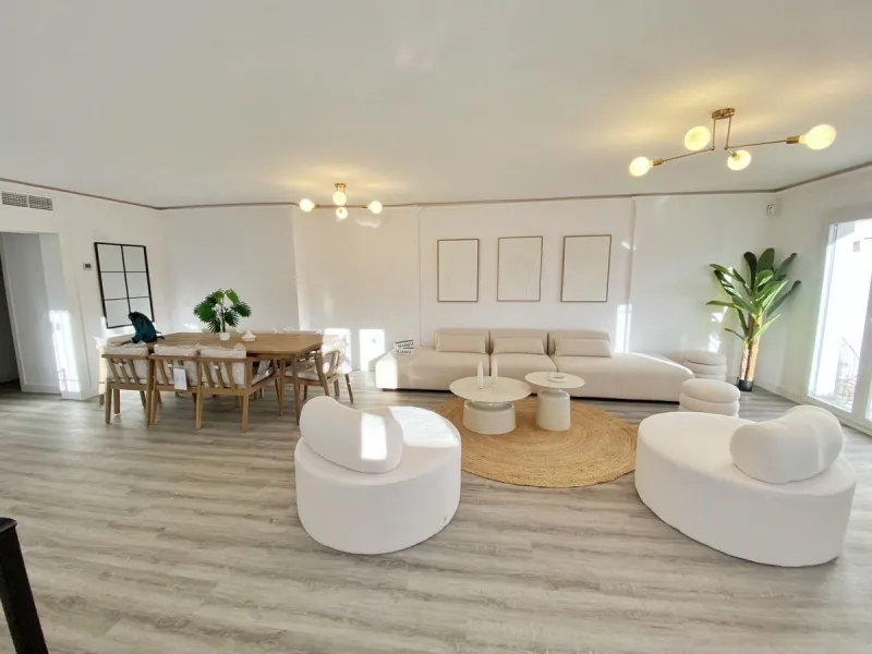 Apartment - Duplex в продаже в Benahavís, Málaga. В доме 5 спален и 3 ванных комнат. Площадь дома 235 м²