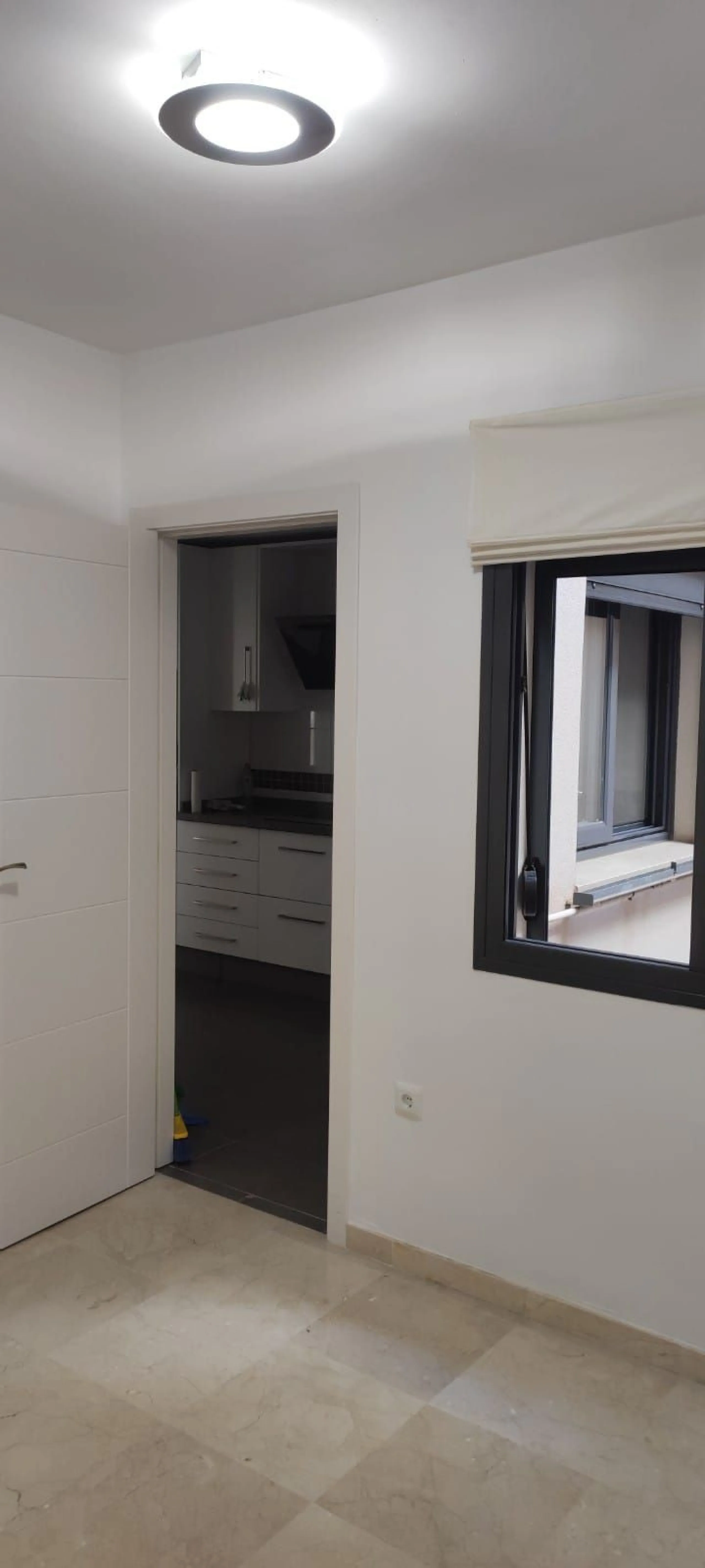 Middle Floor Apartment, Málaga Centre Conde de ureña area, Costa del Sol.