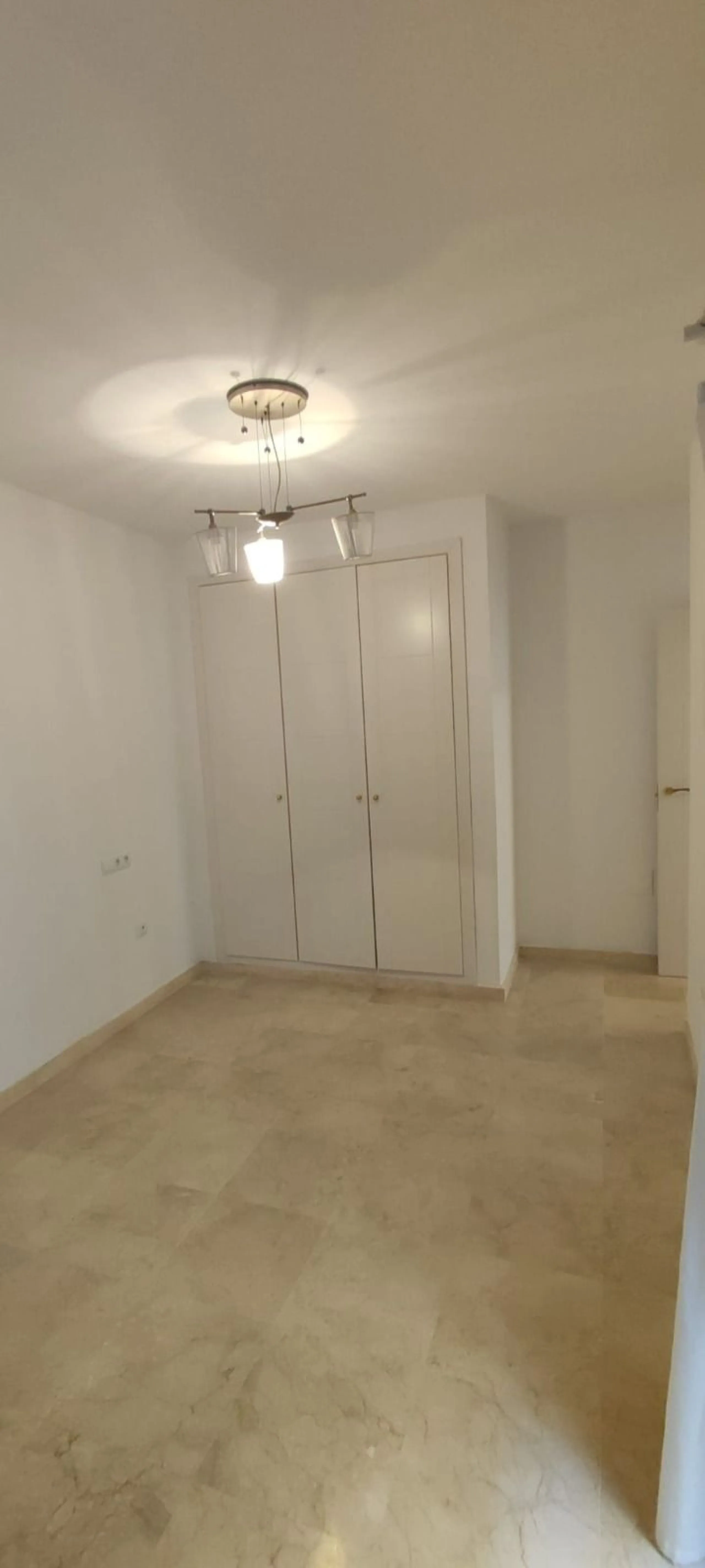 Middle Floor Apartment, Málaga Centre Conde de ureña area, Costa del Sol.