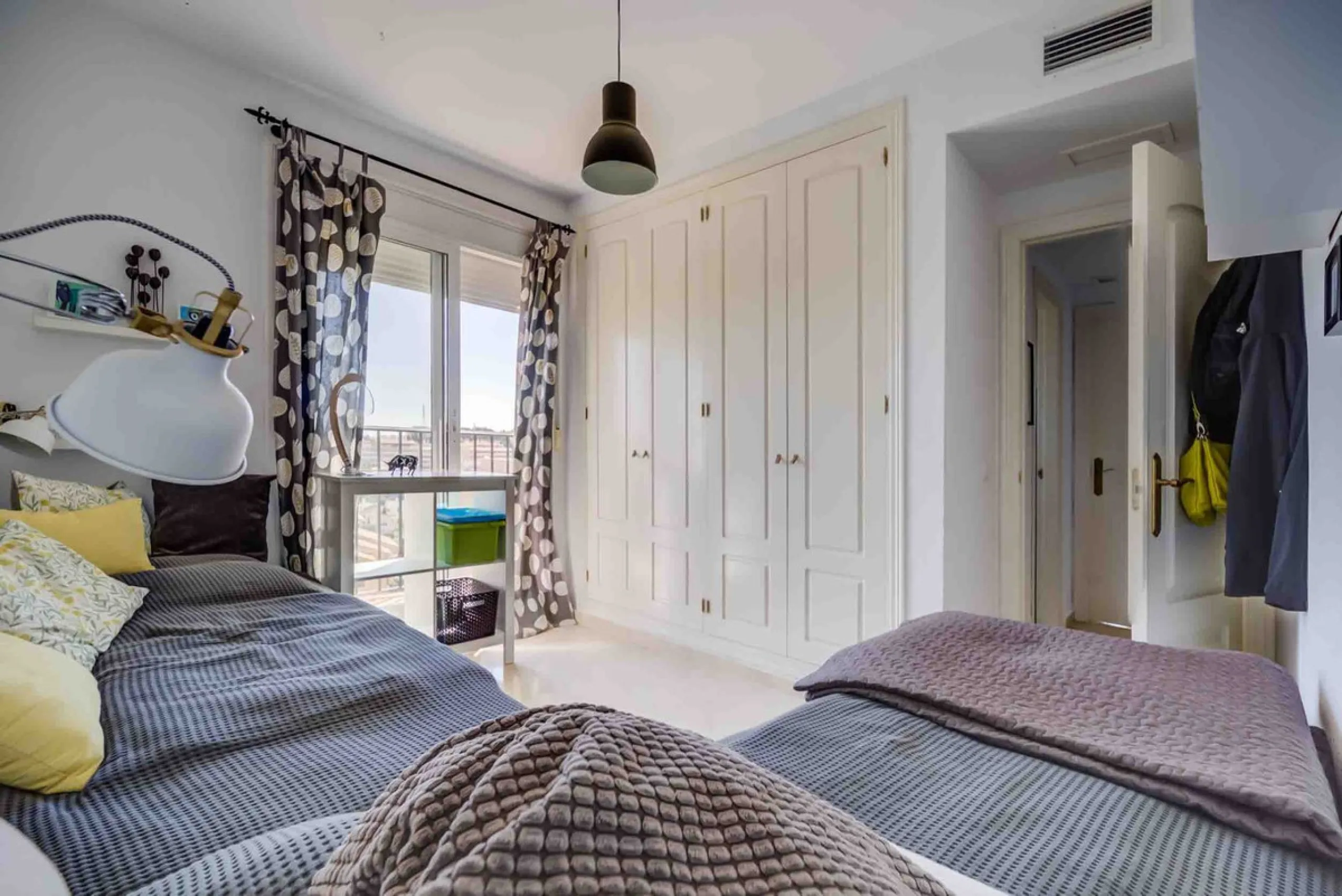 Apartment - Penthouse в продаже в Mijas, Málaga. В доме 3 спален и 2 ванных комнат. Площадь дома 106 м²