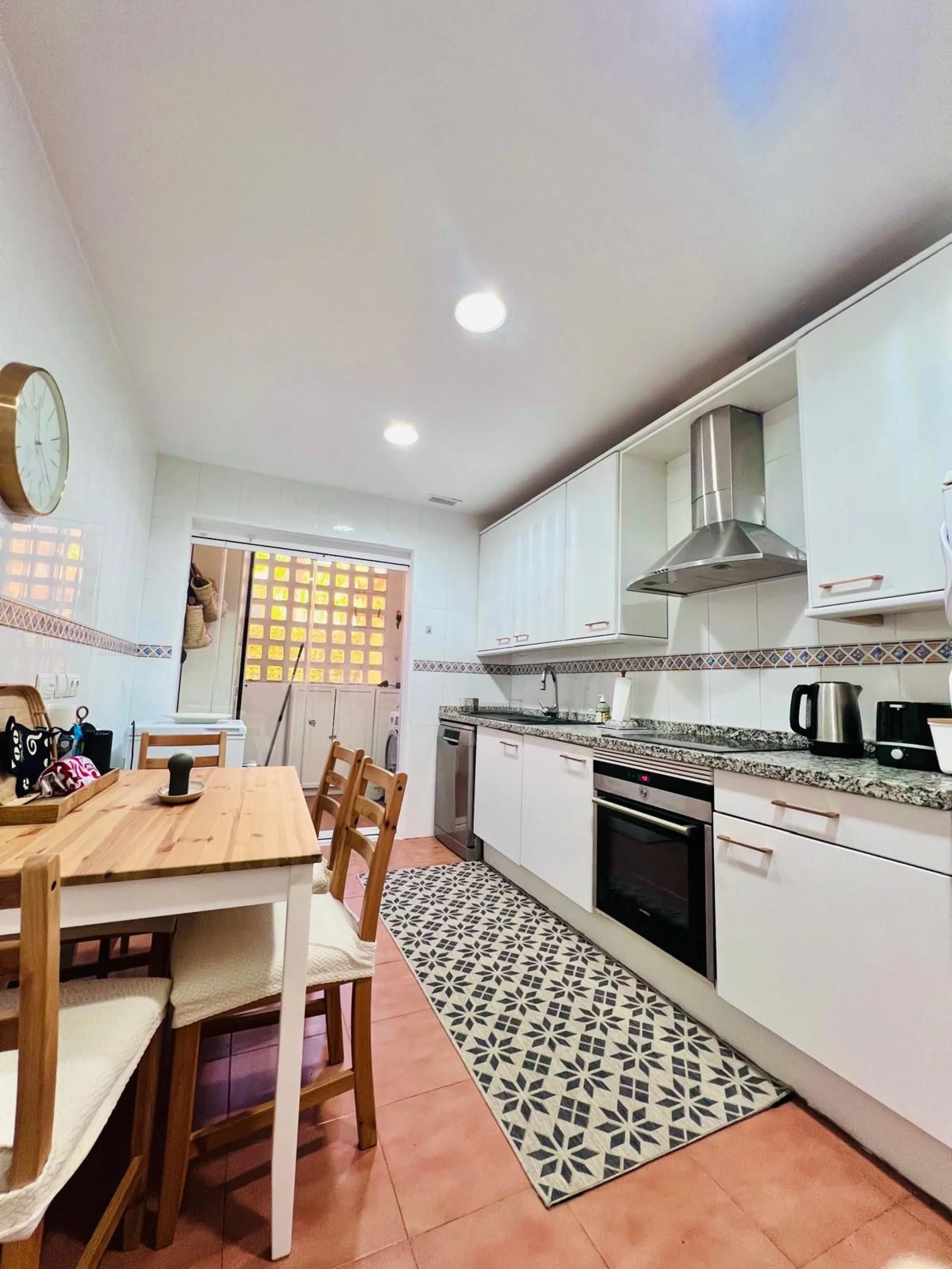 For sale: an exclusive apartment located in one of the most sought-after residential areas of Nueva Alcántara, San Pedro de Alcántara.