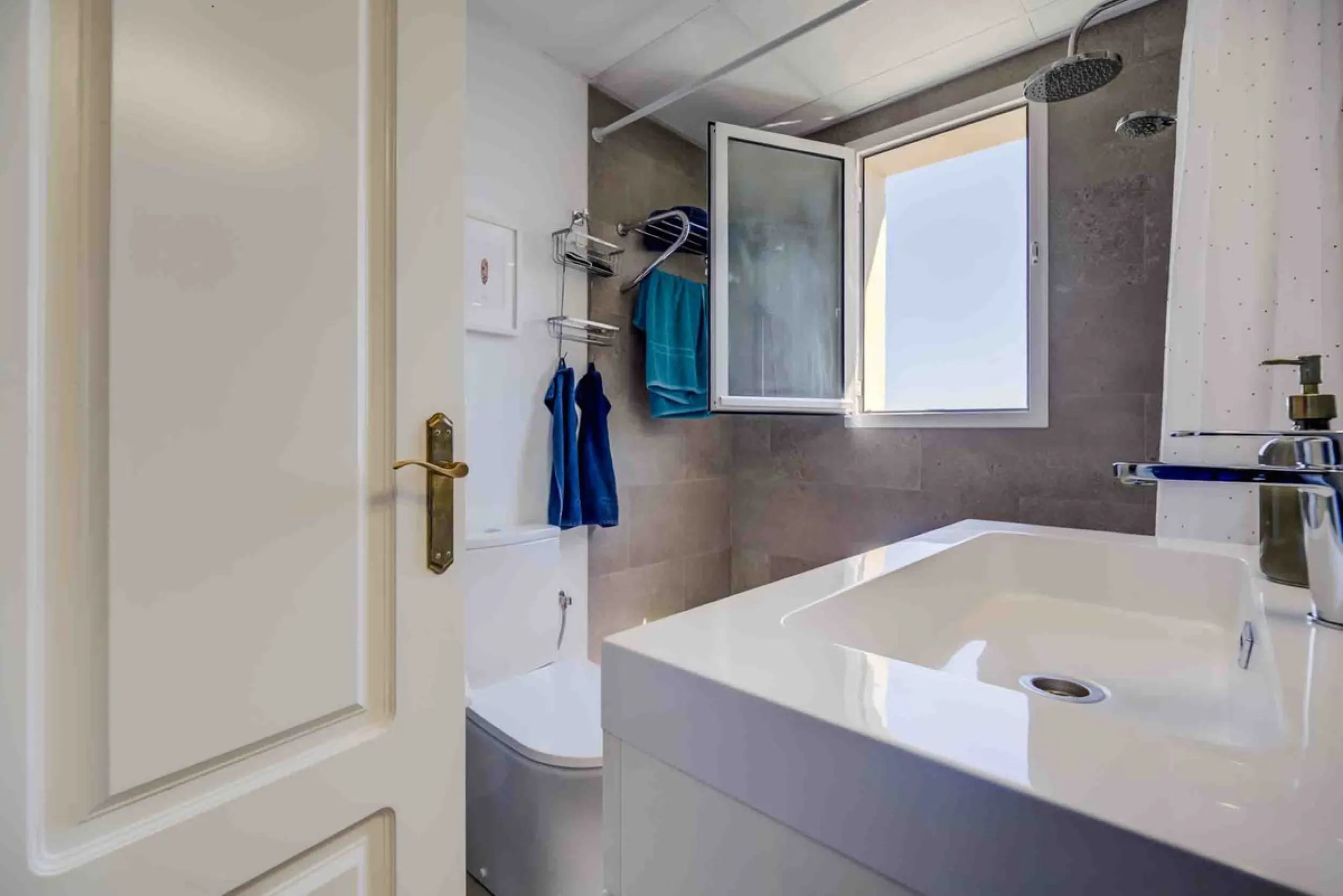 Apartment - Penthouse в продаже в Mijas, Málaga. В доме 3 спален и 2 ванных комнат. Площадь дома 106 м²
