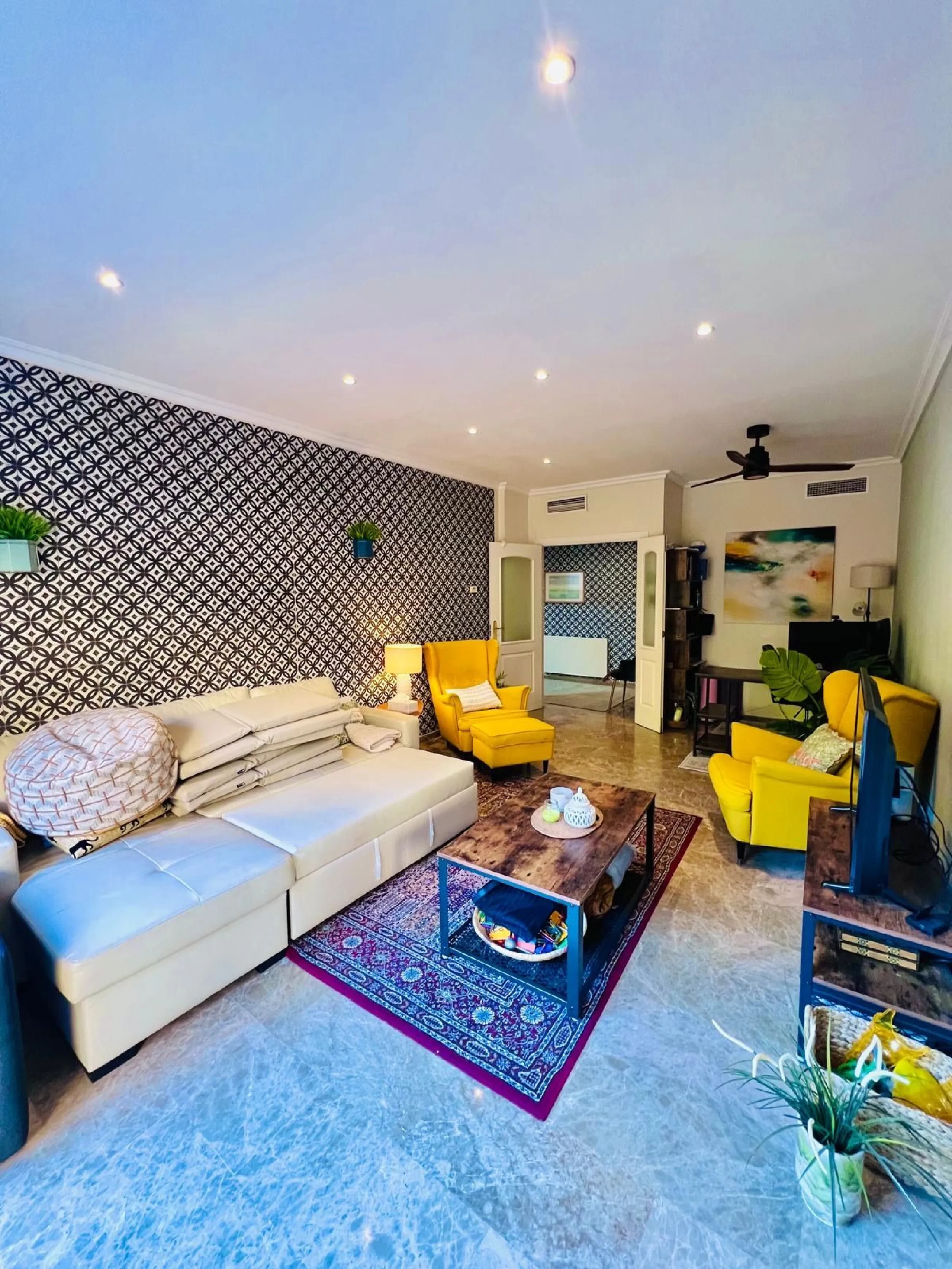 For sale: an exclusive apartment located in one of the most sought-after residential areas of Nueva Alcántara, San Pedro de Alcántara.