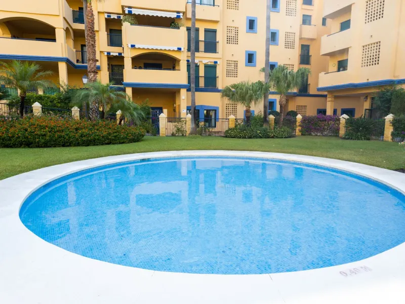 For sale: an exclusive apartment located in one of the most sought-after residential areas of Nueva Alcántara, San Pedro de Alcántara.