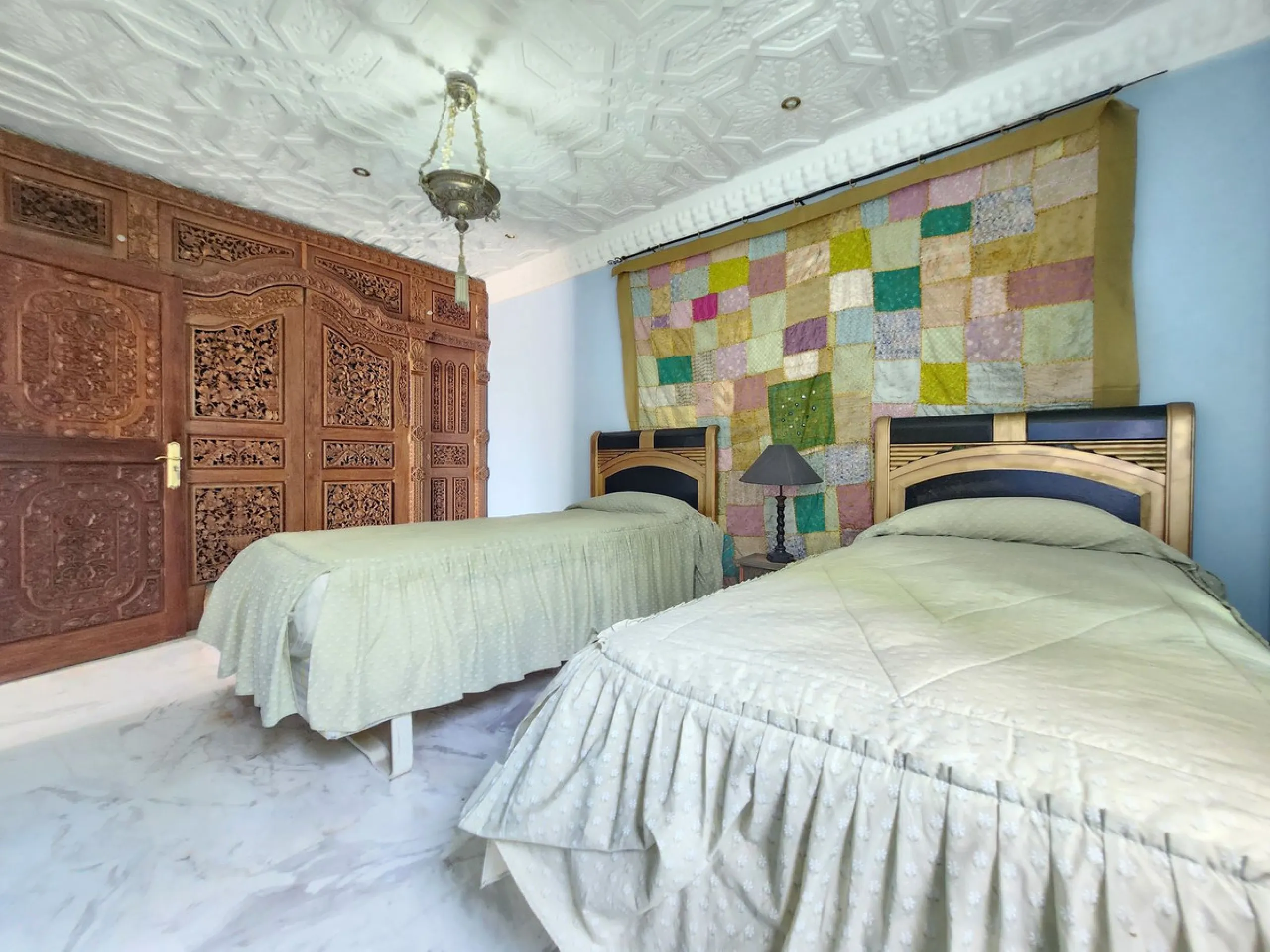 House - Detached Villa в продаже в Mijas, Málaga. В доме 8 спален и 4 ванных комнат. Площадь дома 481 м². Площадь участка 803 м²