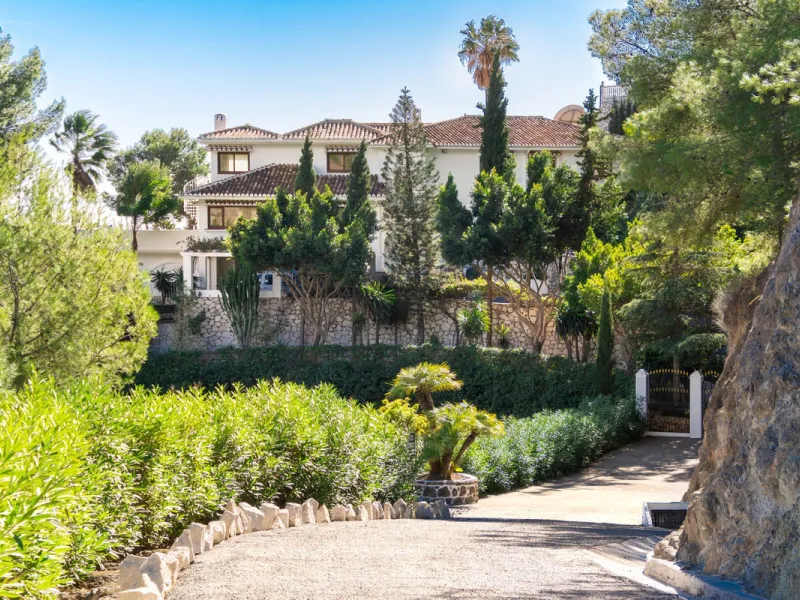Exceptional Villa for Sale in Mijas – Prime Location, Privacy & Beautiful Views
